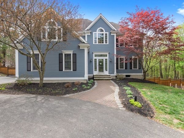 1 Colonial Drive, Merrimac, MA 01860