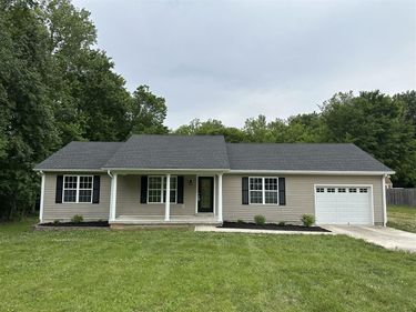 3790 Anna Sandhill Road , Bowling Green, KY 42101