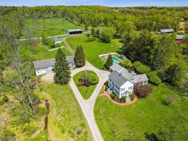 70 Pleasant Run Rd, Readington, NJ 08822
