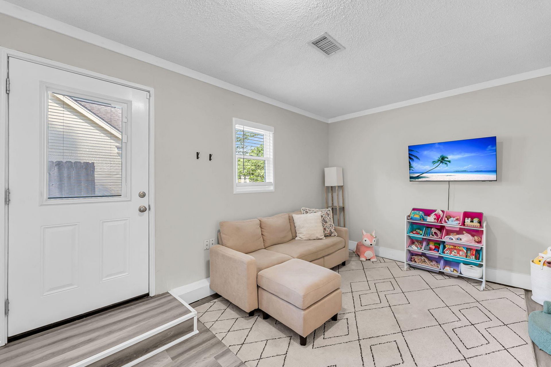 3424 Farmers Market Drive Photo 12