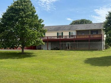 1128 County Road 461 , Englewood, TN 37329