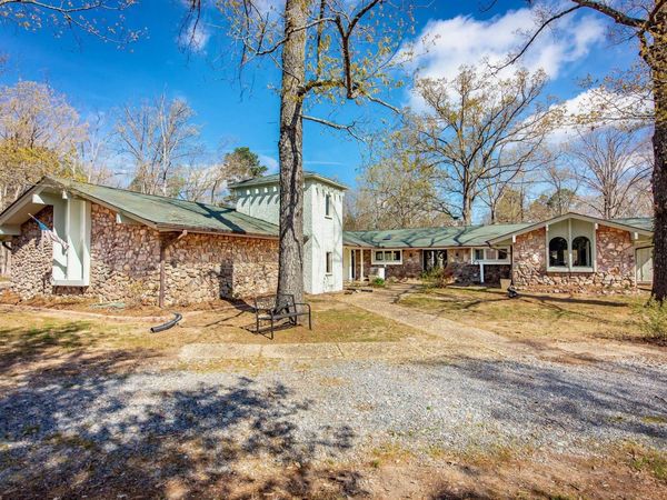 2201 River Road, Redfield, AR 72132