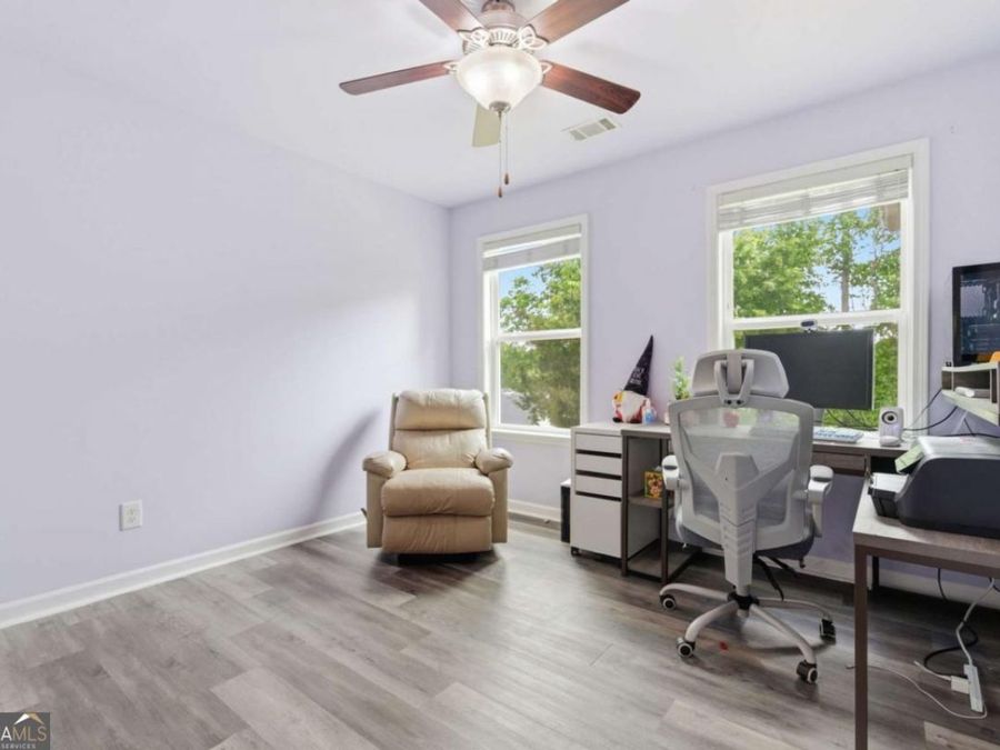 Property Image 32