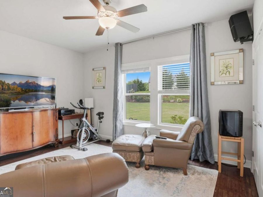 Property Image 36