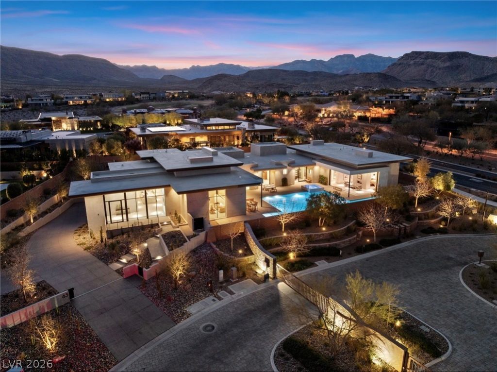 63 Midnight Sky Drive, Las Vegas, NV 89135 Main Photo
