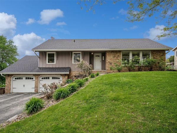 1167 20th Place, West Des Moines, IA 50265