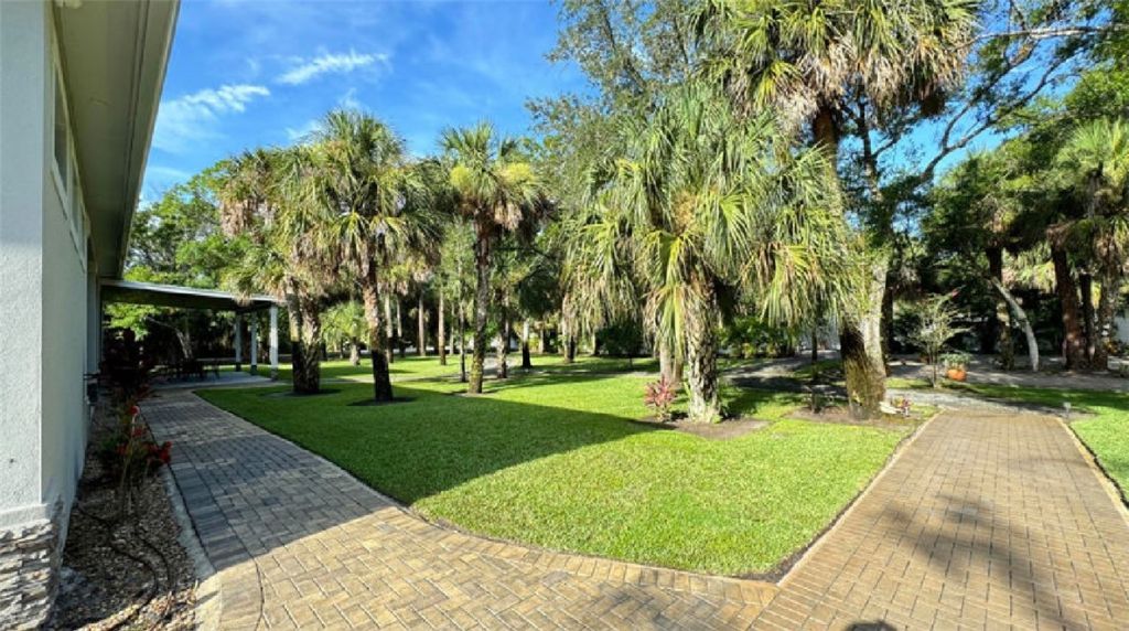 145 24th Avenue, Vero Beach, FL 32962 Photo