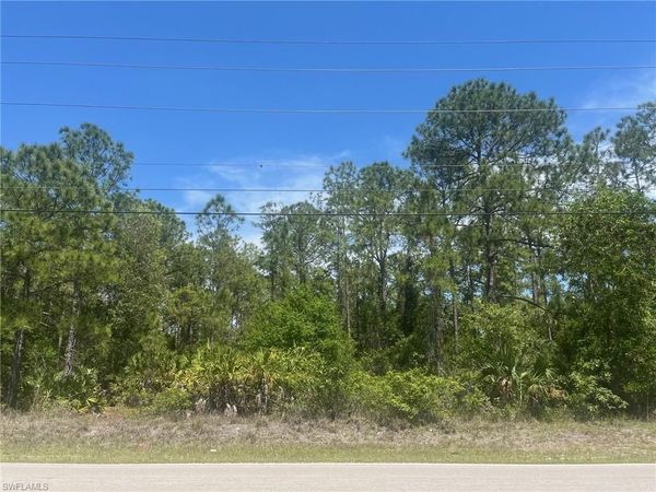 DeSoto BLVD N, NAPLES, FL 34120