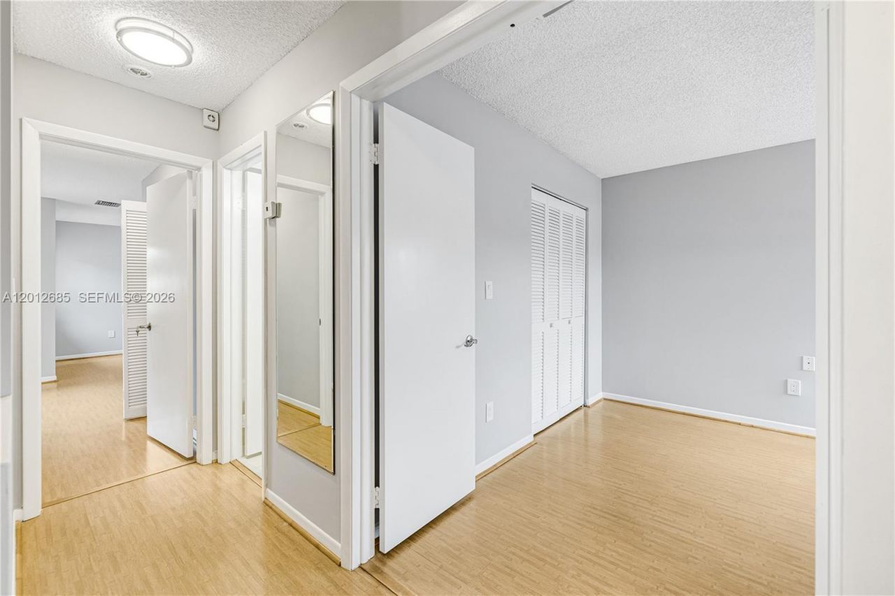 11301 SW 4th St , Pembroke Pines, FL 33025 Photo