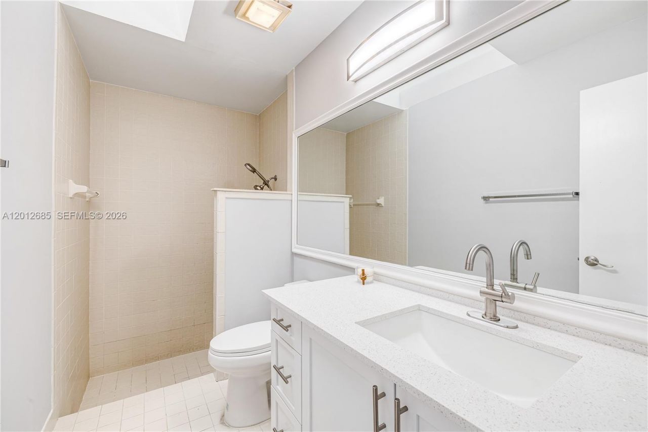 11301 SW 4th St , Pembroke Pines, FL 33025 Photo