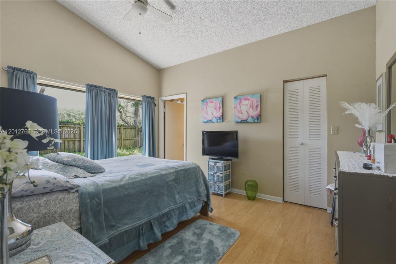 9992 Periwinkle St, Miramar, FL 33025 Photo