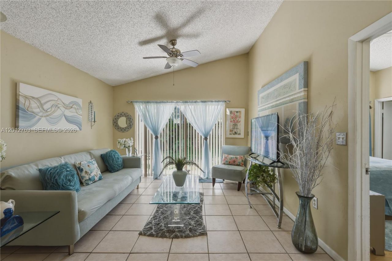 9992 Periwinkle St, Miramar, FL 33025 Photo