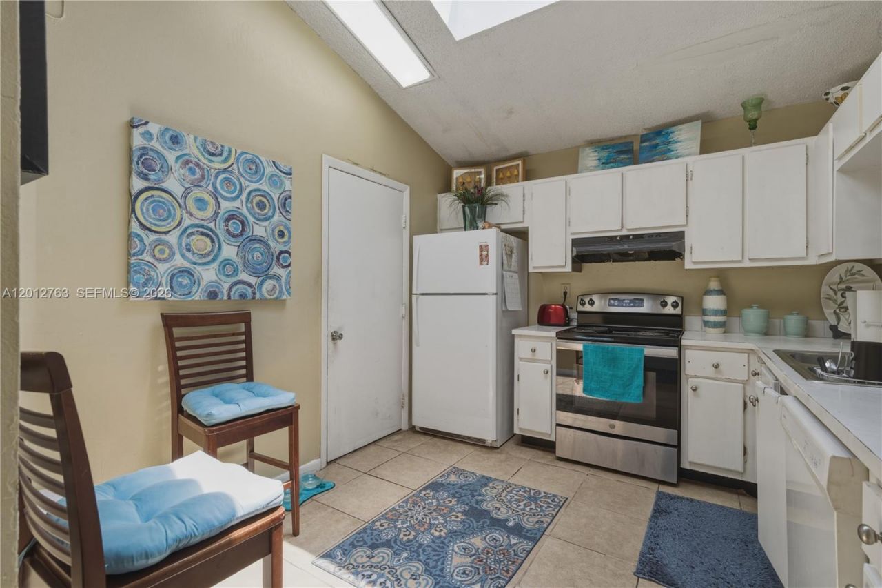9992 Periwinkle St, Miramar, FL 33025 Photo