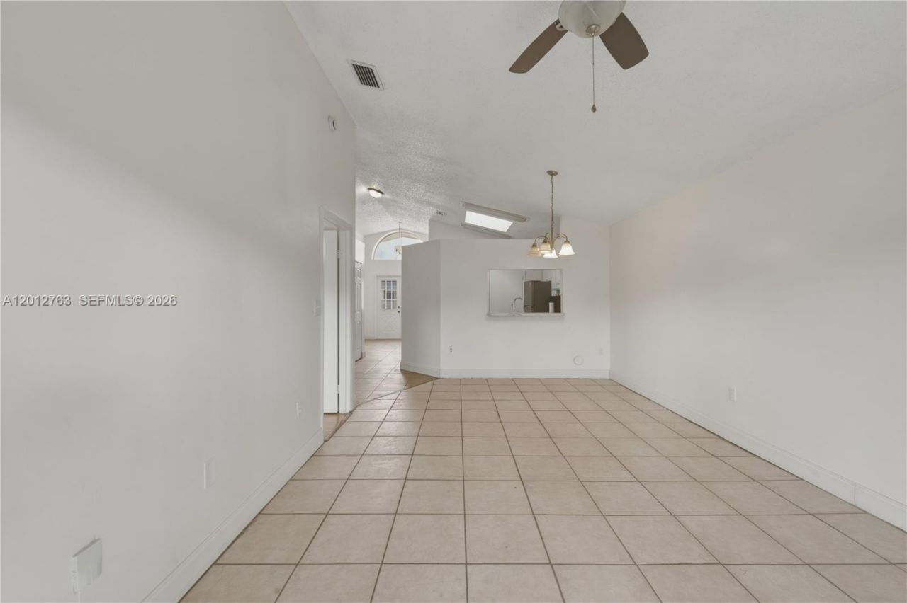 9992 Periwinkle St, Miramar, FL 33025 Photo