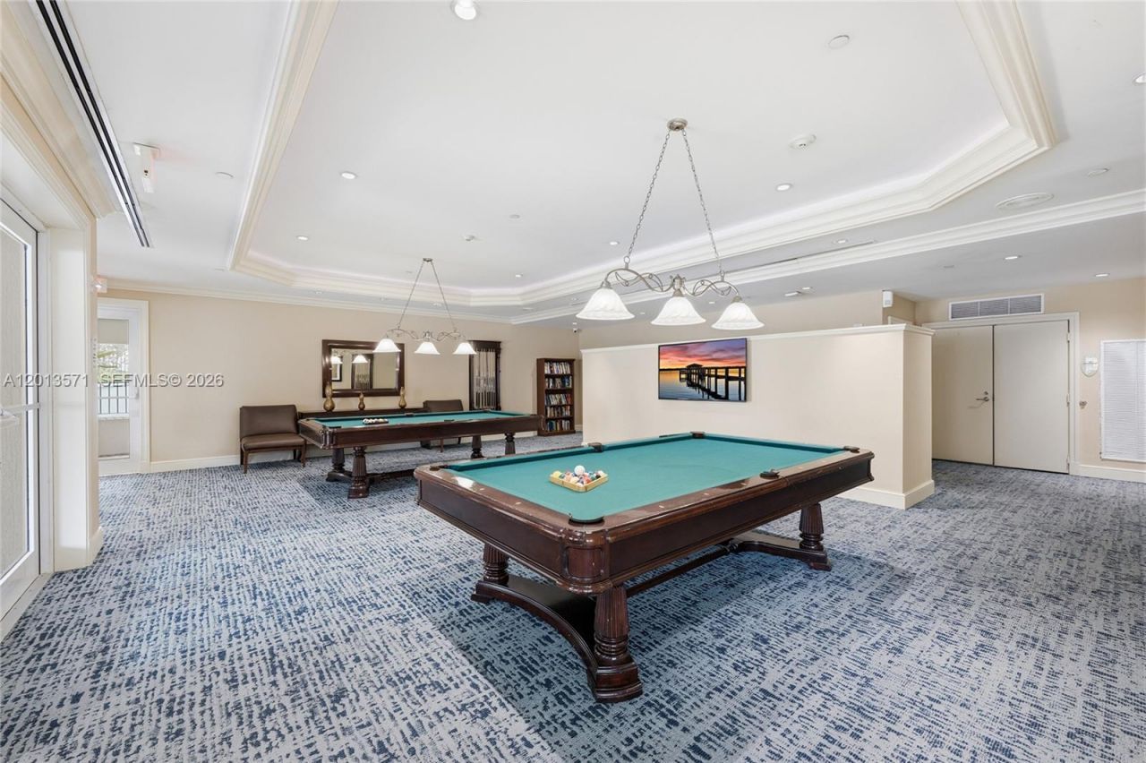 19900 E Country Club Dr, Unit 116, Aventura, FL 33180 Photo