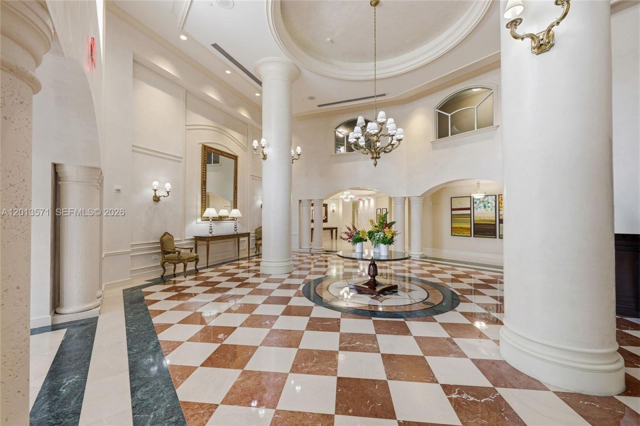 19900 E Country Club Dr, Unit 116, Aventura, FL 33180 Photo