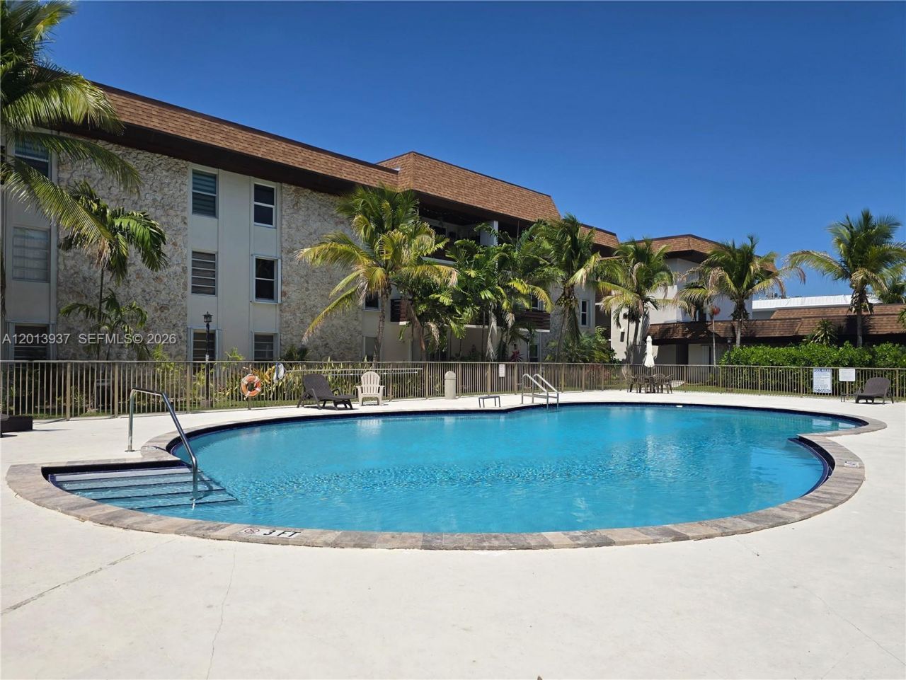7487 SW 82nd St , Unit C208, Miami, FL 33143 Photo
