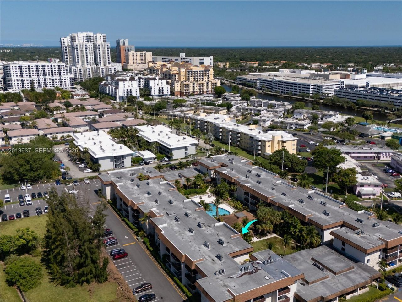 7487 SW 82nd St , Unit C208, Miami, FL 33143 Photo