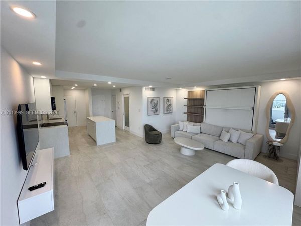 2899 Collins Ave , Unit 1414, Miami Beach, FL 33140