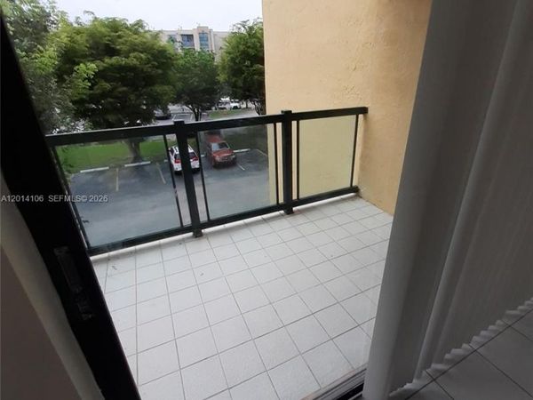 11800 SW 18th St , Unit 314-4, Miami, FL 33175