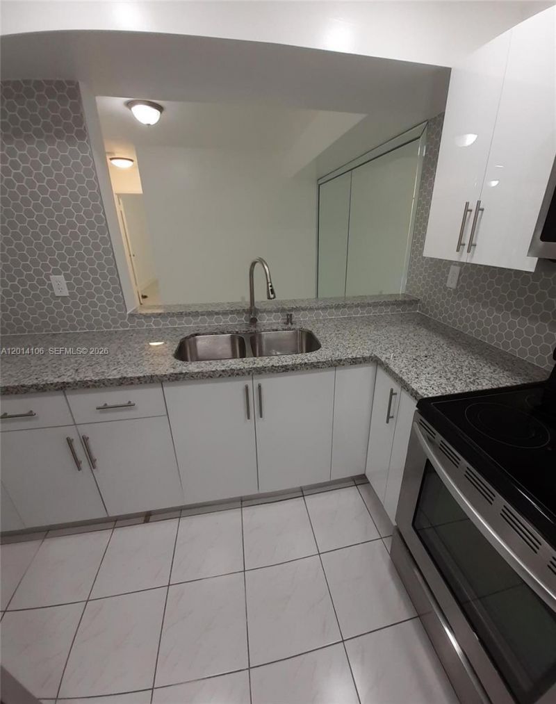 11800 SW 18th St , Unit 314-4, Miami, FL 33175 Photo