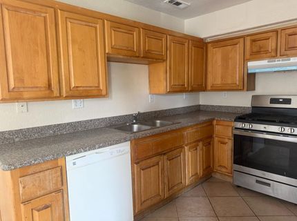 7500 Williwaw Ln, Sacramento, CA 95828 Photo