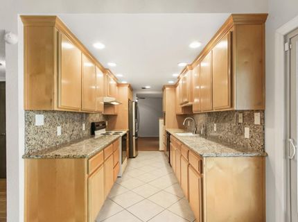 5883 Kahara Ct, Sacramento, CA 95822 Photo