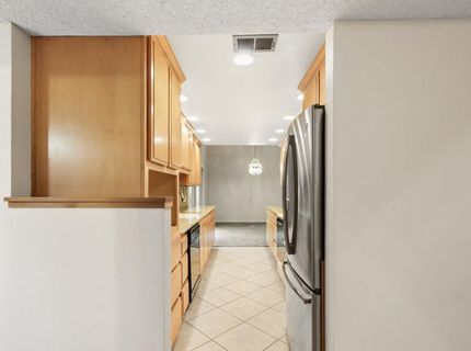 5883 Kahara Ct, Sacramento, CA 95822 Photo