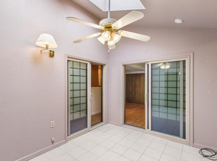 5883 Kahara Ct, Sacramento, CA 95822 Photo