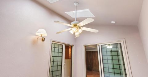 5883 Kahara Ct, Sacramento, CA 95822 Photo