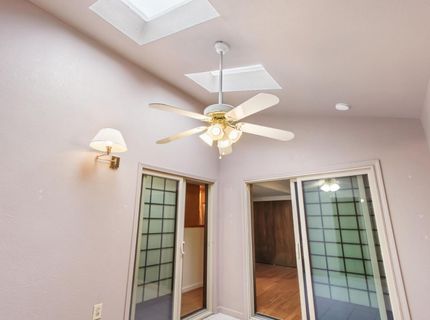 5883 Kahara Ct, Sacramento, CA 95822 Photo