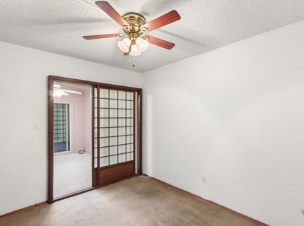 5883 Kahara Ct, Sacramento, CA 95822 Photo