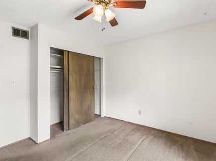 5883 Kahara Ct, Sacramento, CA 95822 Photo