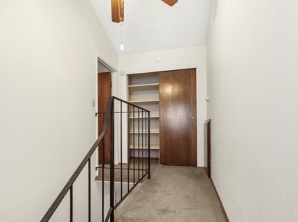 5883 Kahara Ct, Sacramento, CA 95822 Photo