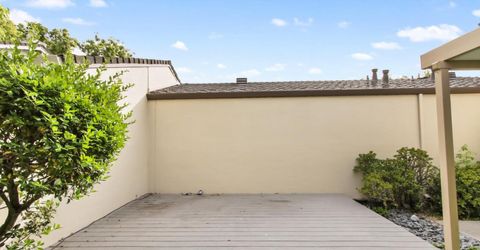 5883 Kahara Ct, Sacramento, CA 95822 Photo