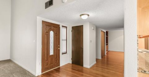 5883 Kahara Ct, Sacramento, CA 95822 Photo