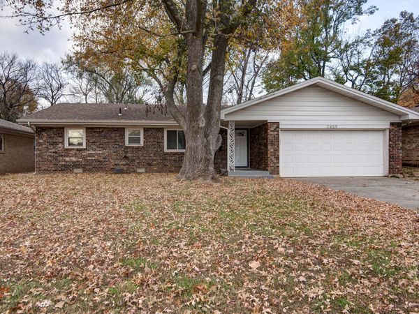 2459 S Clay Avenue , Springfield, MO 65807
