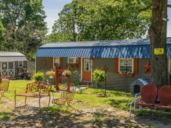 24901 S Deer Valley Road , Afton, OK 74331