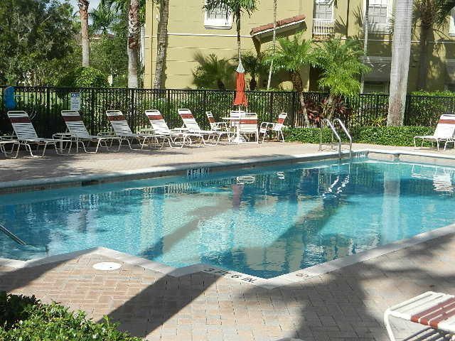 4870 Bonsai Circle, Unit 200, Palm Beach Gardens, FL 33418 Photo