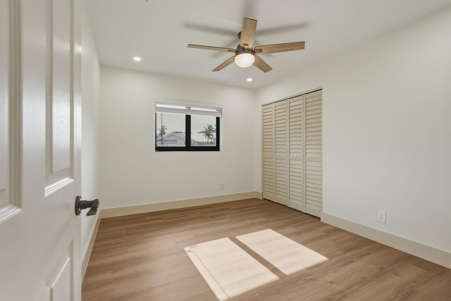 6711 NW 28th Terrace, Fort Lauderdale, FL 33309 Photo