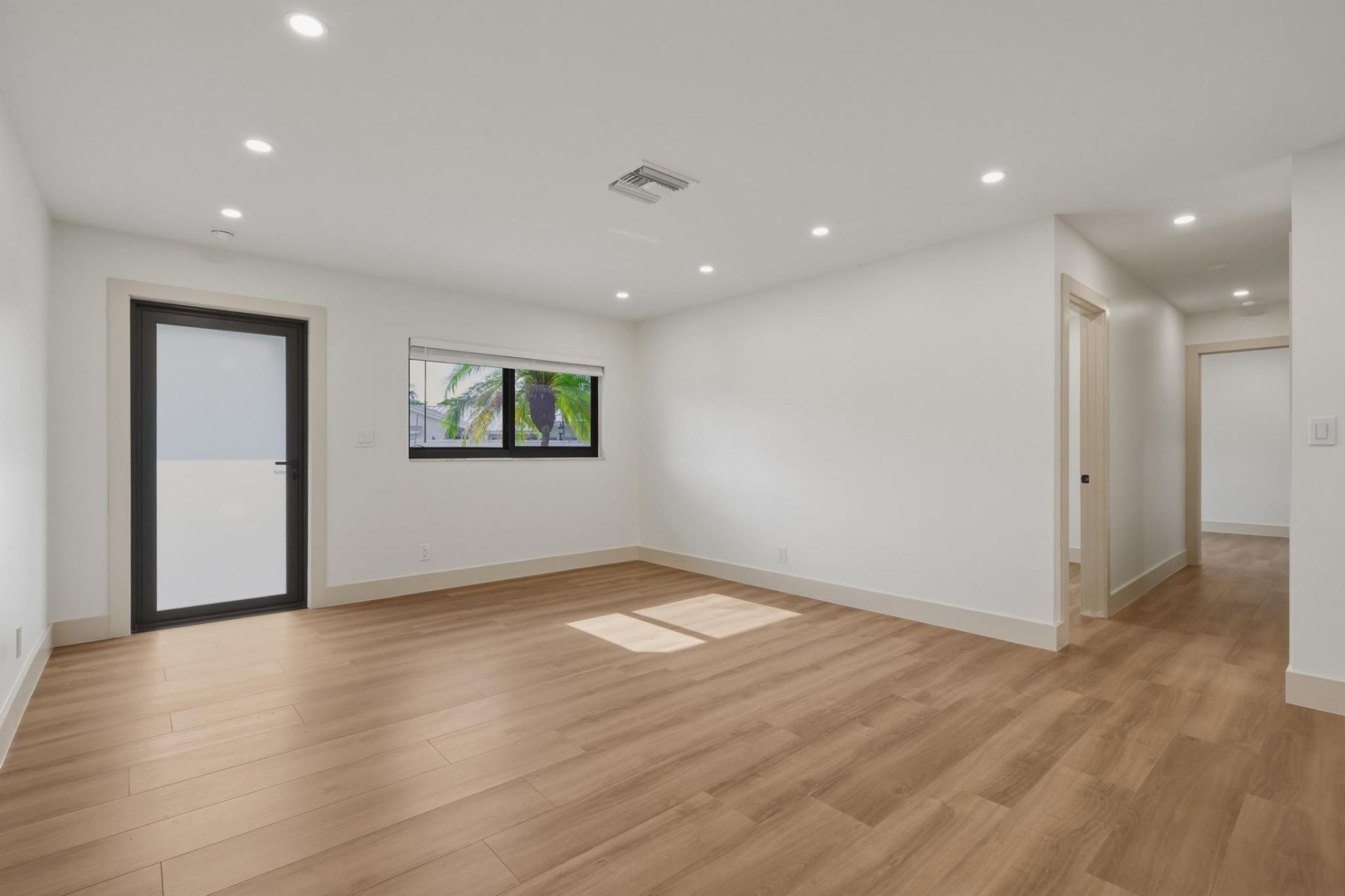 6711 NW 28th Terrace, Fort Lauderdale, FL 33309 Photo