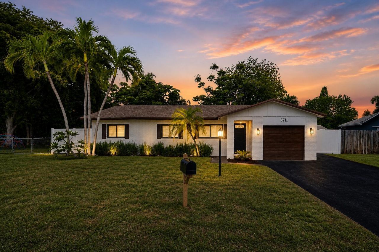 6711 NW 28th Terrace, Fort Lauderdale, FL 33309 Photo