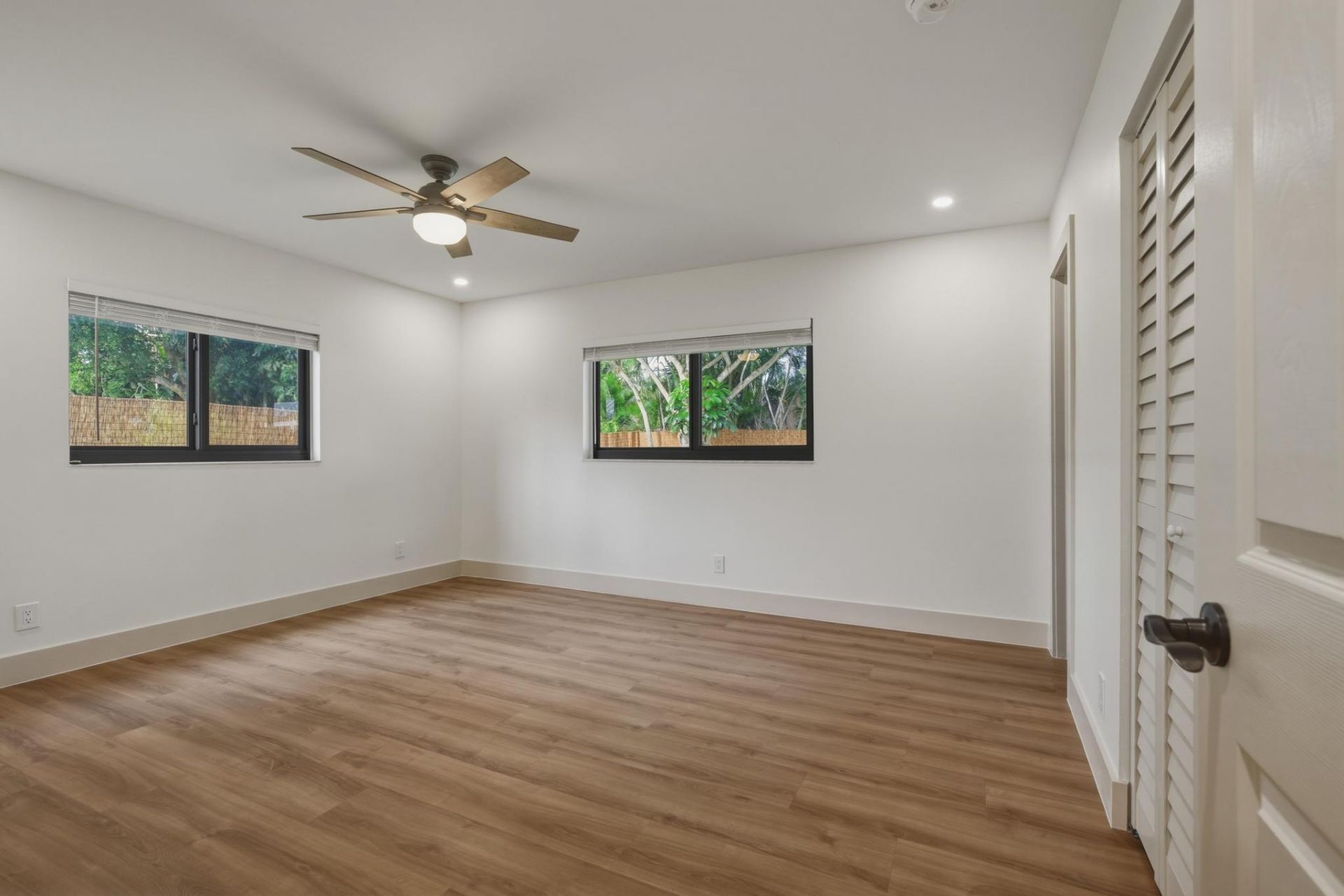 6711 NW 28th Terrace, Fort Lauderdale, FL 33309 Photo