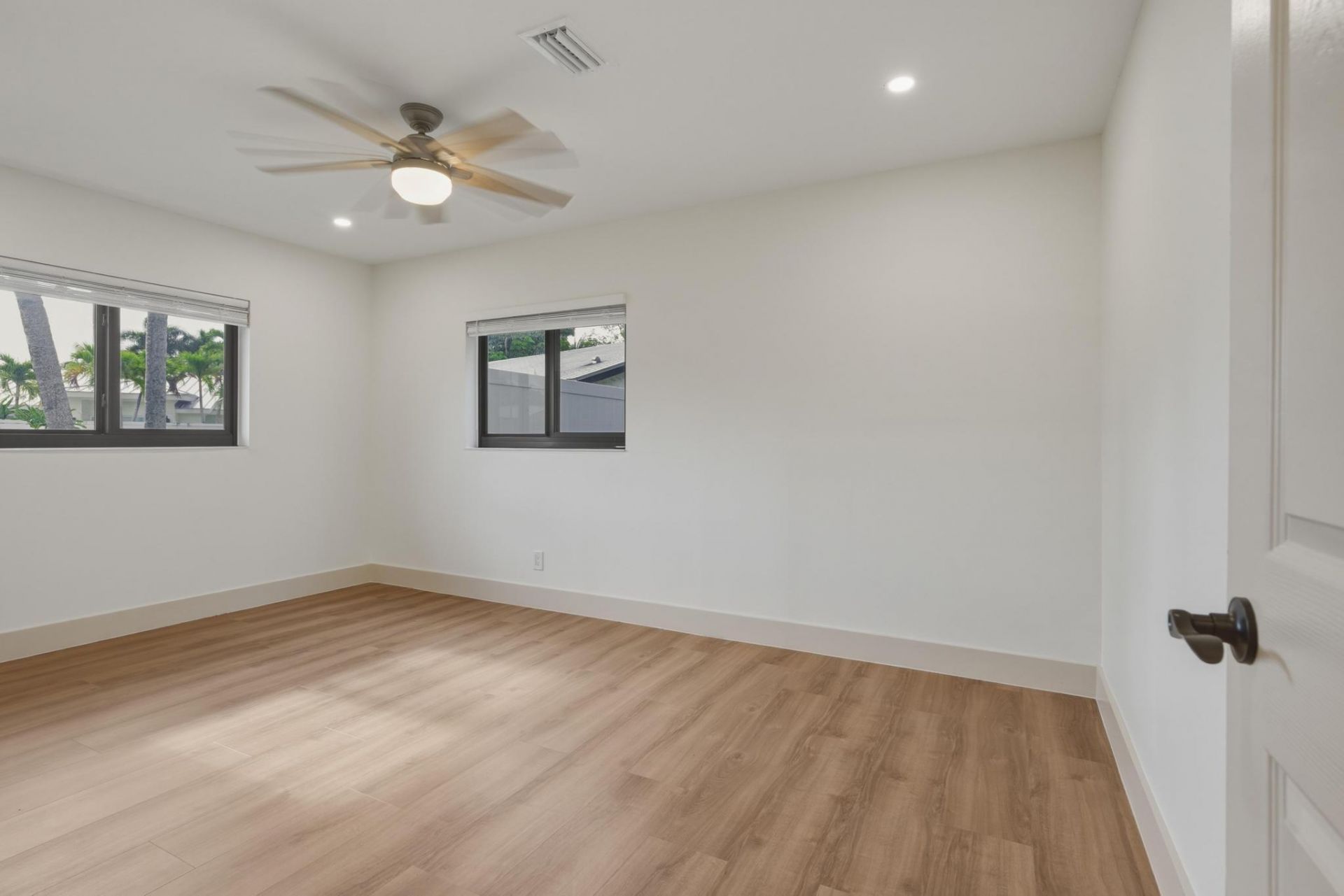 6711 NW 28th Terrace, Fort Lauderdale, FL 33309 Photo