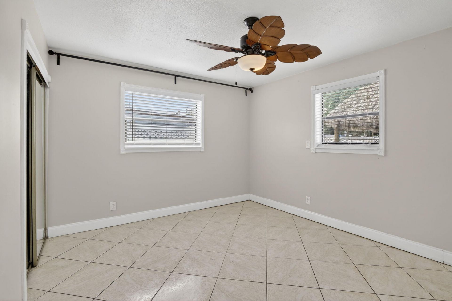 4764 SW 12th Street, Fort Lauderdale, FL 33317 Photo