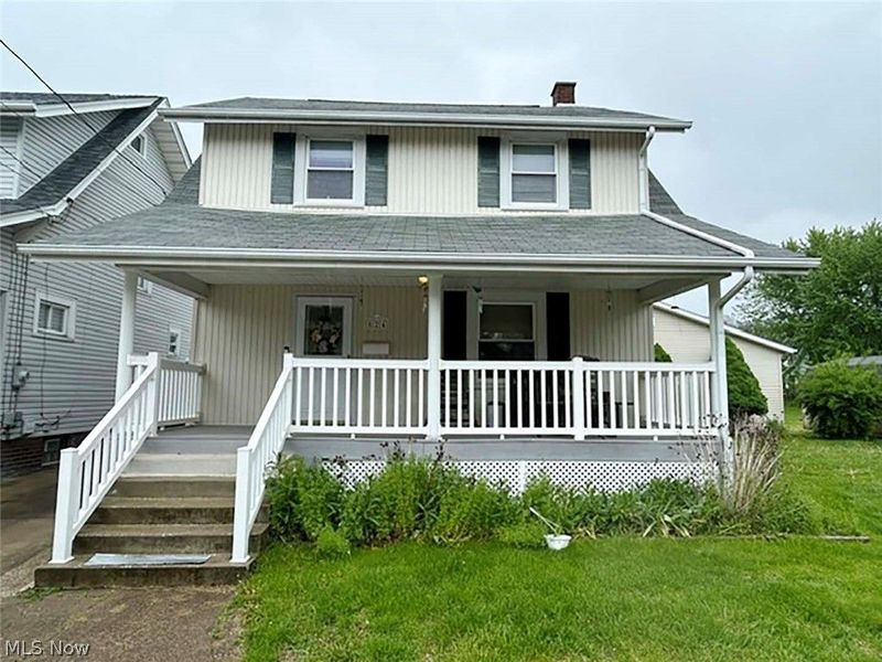 824 Smith Avenue NW, Canton, OH 44708 Photo 2
