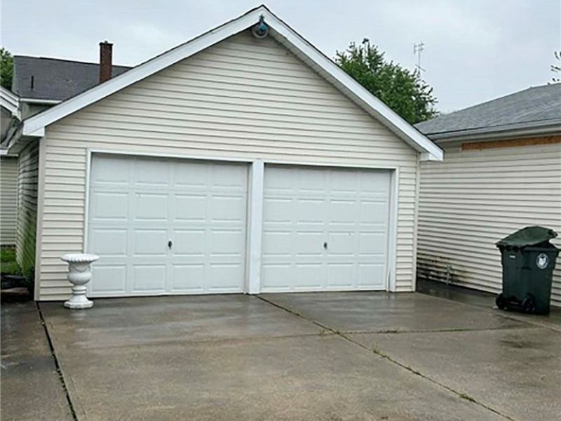 824 Smith Avenue NW, Canton, OH 44708 Photo 5