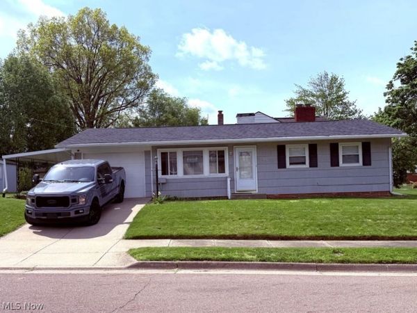 270 E Ralston Avenue , Akron, OH 44301