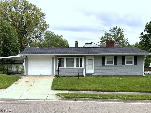 270 E Ralston Avenue , Akron, OH 44301