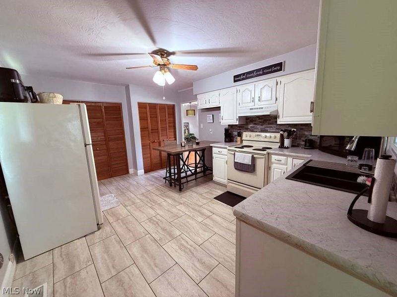 270 E Ralston Avenue , Akron, OH 44301 Photo 5